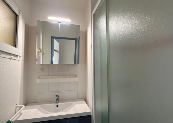 Sopraland Joli T2 Avec Piscine Proche Richelieu Cap D Apartamento *